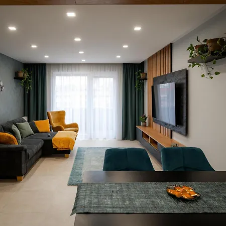 Dugonics Apartman *